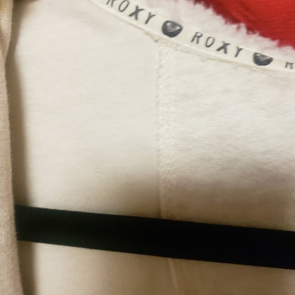 VINTAGE ROXY- WARM ZIP UP JACKET W/ FAUX FUR HOOD/LG/ NWOT - Picture 12 of 16